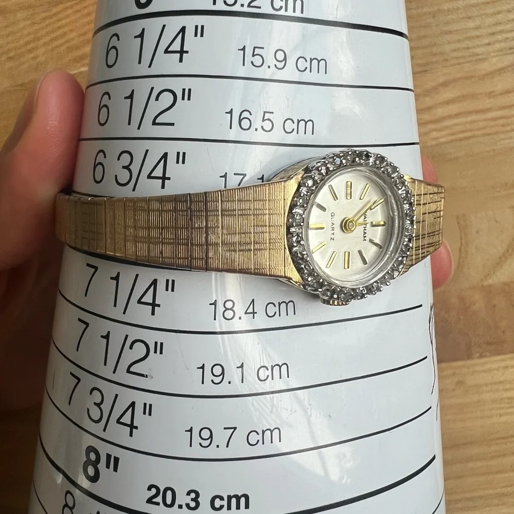 Vintage Waltham ladies gold tone diamond cocktail dress watch NEW BATTERY